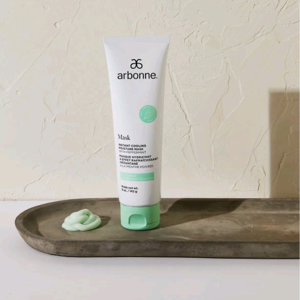 *New and Sealed * Arbonne Instant Cooling Moisture Mask w/ Peppermint 5 oz